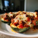 Gefüllte Zucchini mit Hack & Reis - Mediterranes Ofengericht